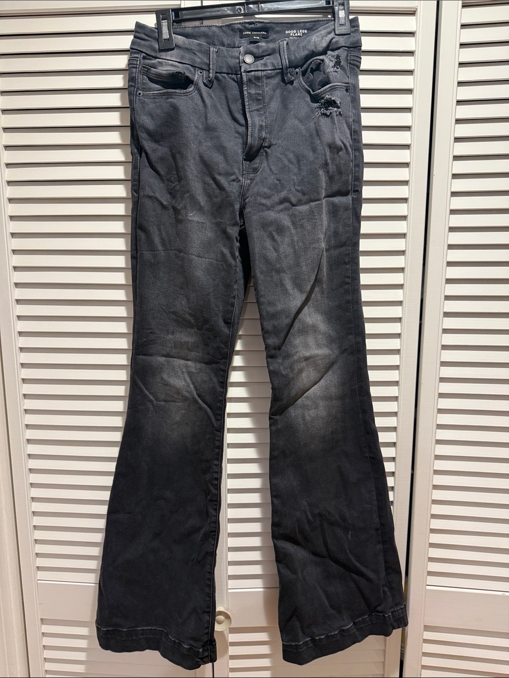 Good American - distressed Good Legs Flare, fits sizes 6-12